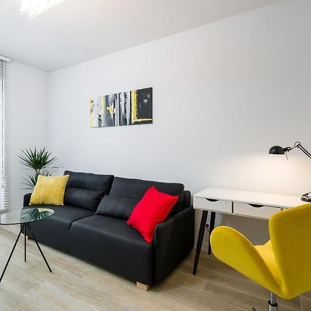 Apartments Poznan Fabryczna By Renters Dış mekan fotoğraf