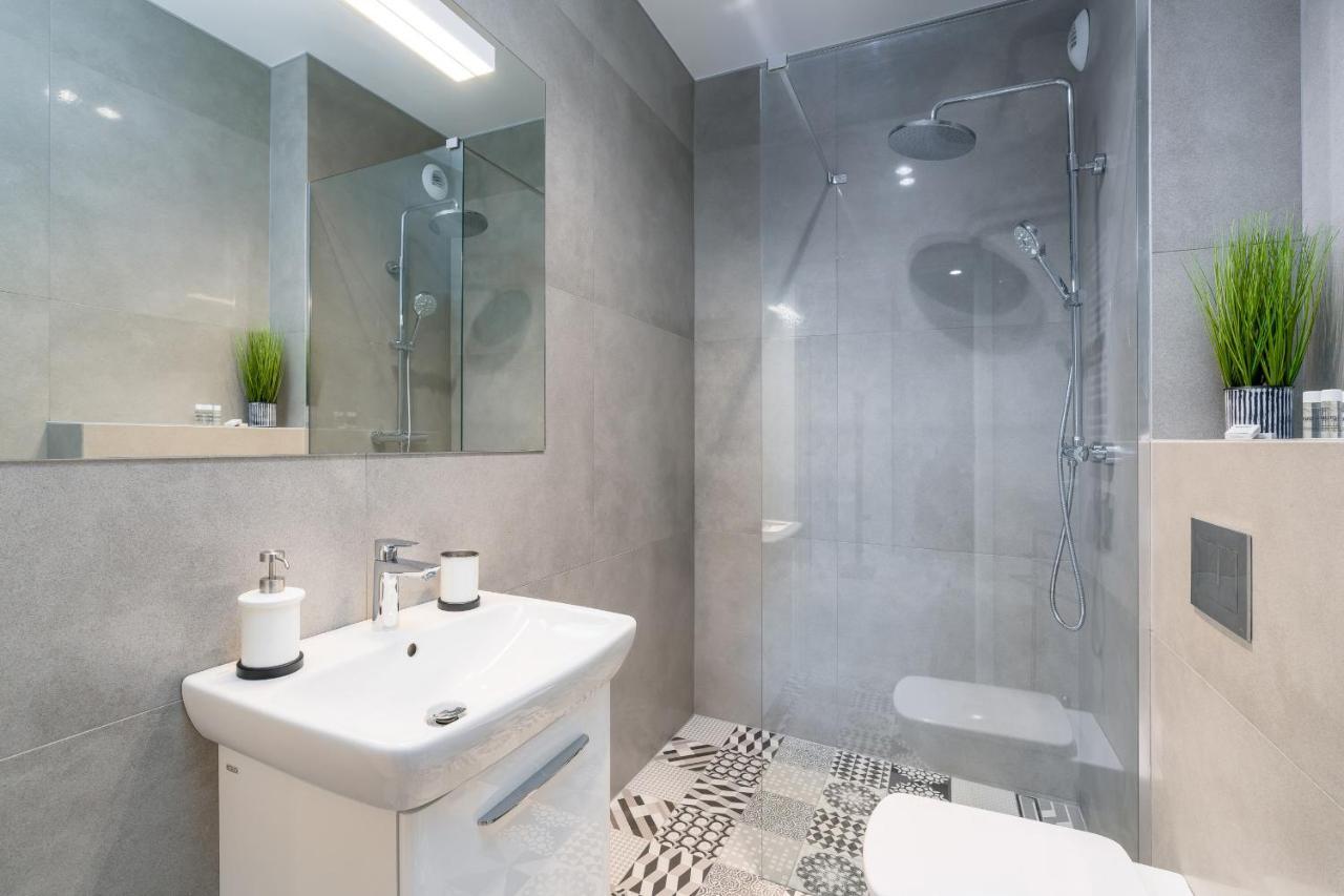 Apartments Poznan Fabryczna By Renters Dış mekan fotoğraf